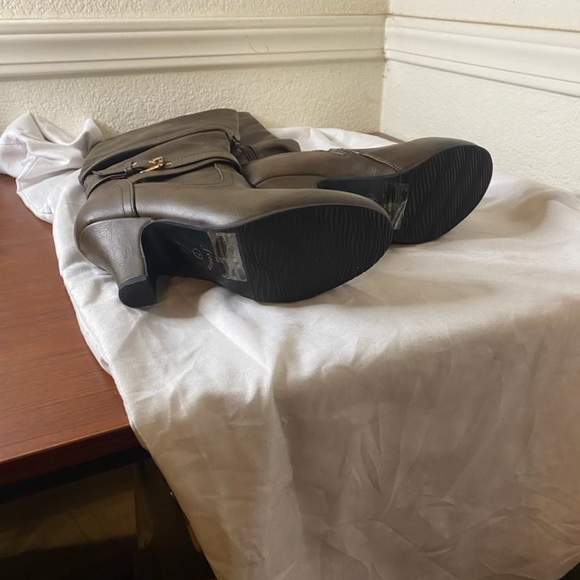 BROWN BOOTS - Picture 5 of 6